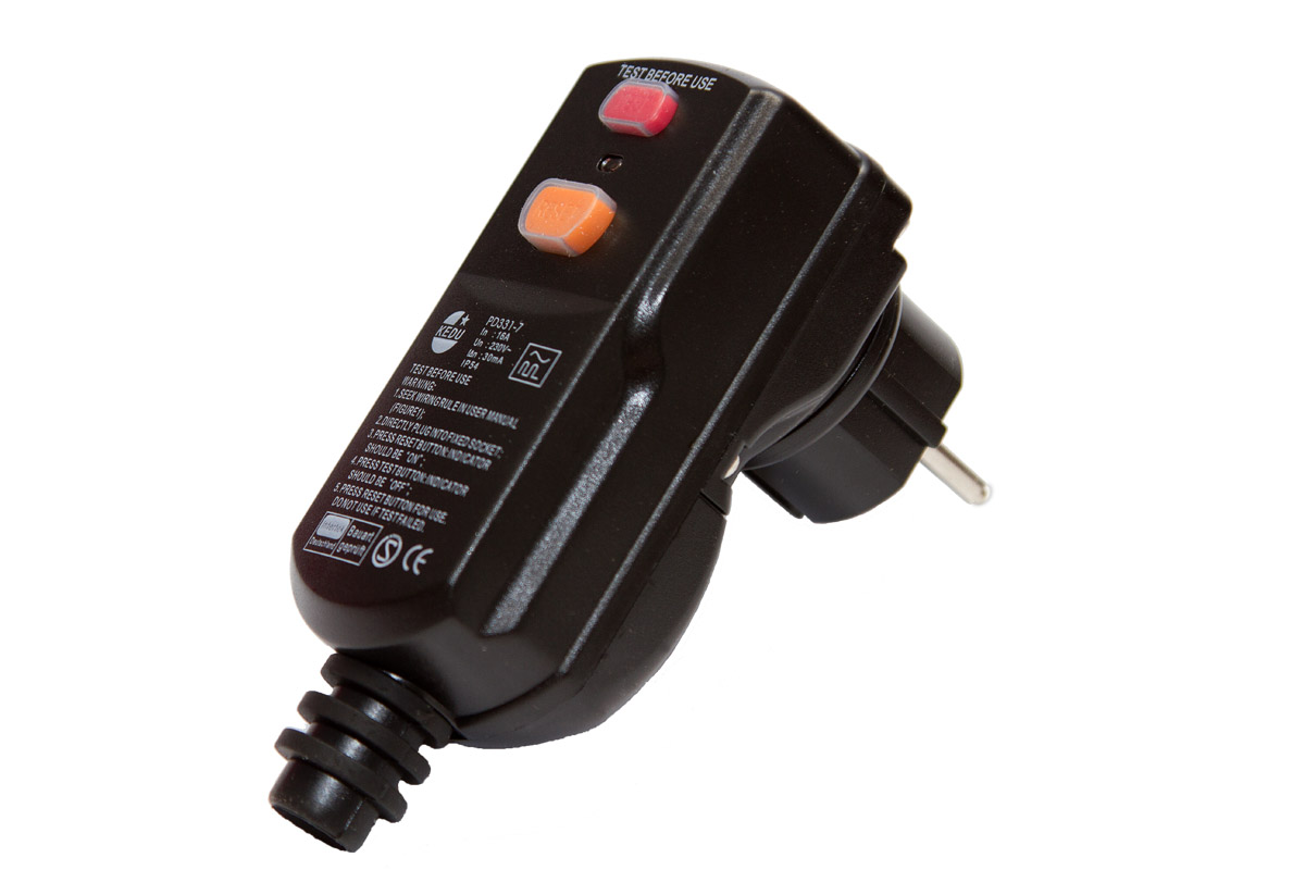 Plug with safety switch
